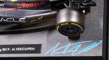 Load image into Gallery viewer, Max Verstappen Photo with Authenticated Signed Model F1 Red Bull Car