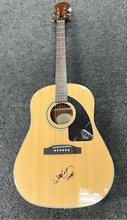 Load image into Gallery viewer, Willie Nelson with a JSA Authenticated Signed Guitar