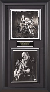 Willie Nelson with JSA Authenticated Signed B&W Photo