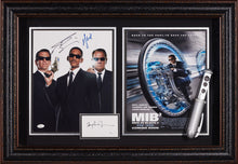 Load image into Gallery viewer, Men In Black 3 with Authenticated Signatures
