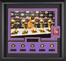 Load image into Gallery viewer, Kobe Bryant JSA Authenticated Signed Encased Trading Card with Replica Championship Rings
