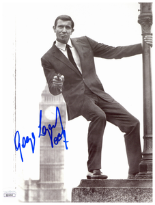 Collage of all the Stars that Portrayed James Bond with their Authenticated Signatures