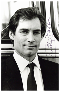 Collage of all the Stars that Portrayed James Bond with their Authenticated Signatures