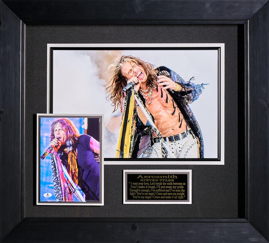 Beckett Authenticated Signed Photo of Steven Tyler of Aerosmith